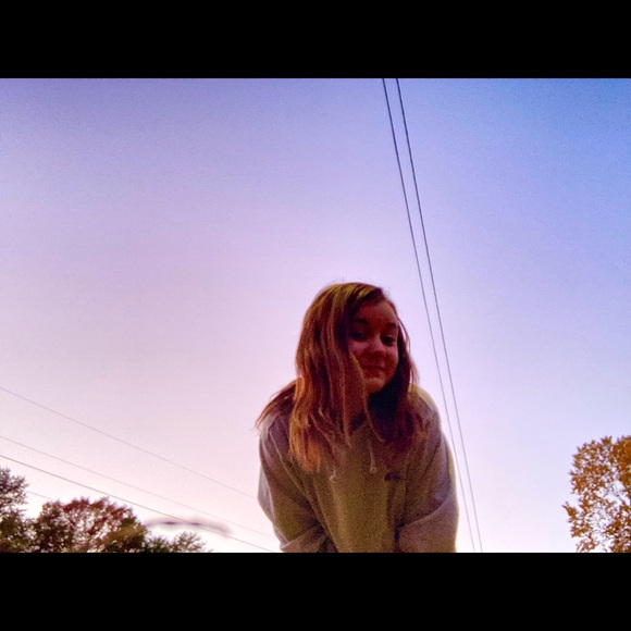 Meet your Posher, Ella - Picture 1 of 9